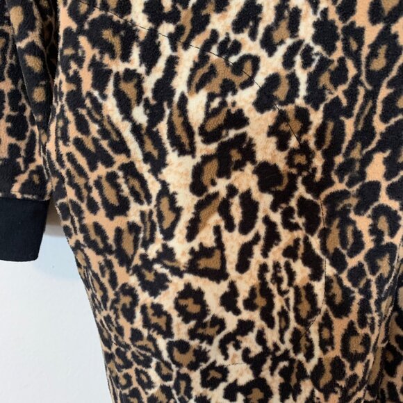 NICK & NORA Pajamas Womens Leopard print Footie SZ M Pockets - Cat Face Feet - Picture 7 of 10